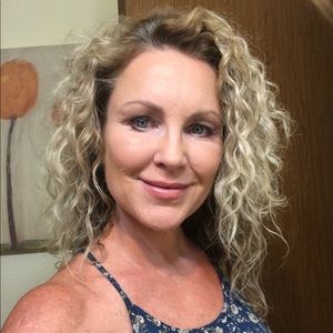 Meet your Posher, Jenni